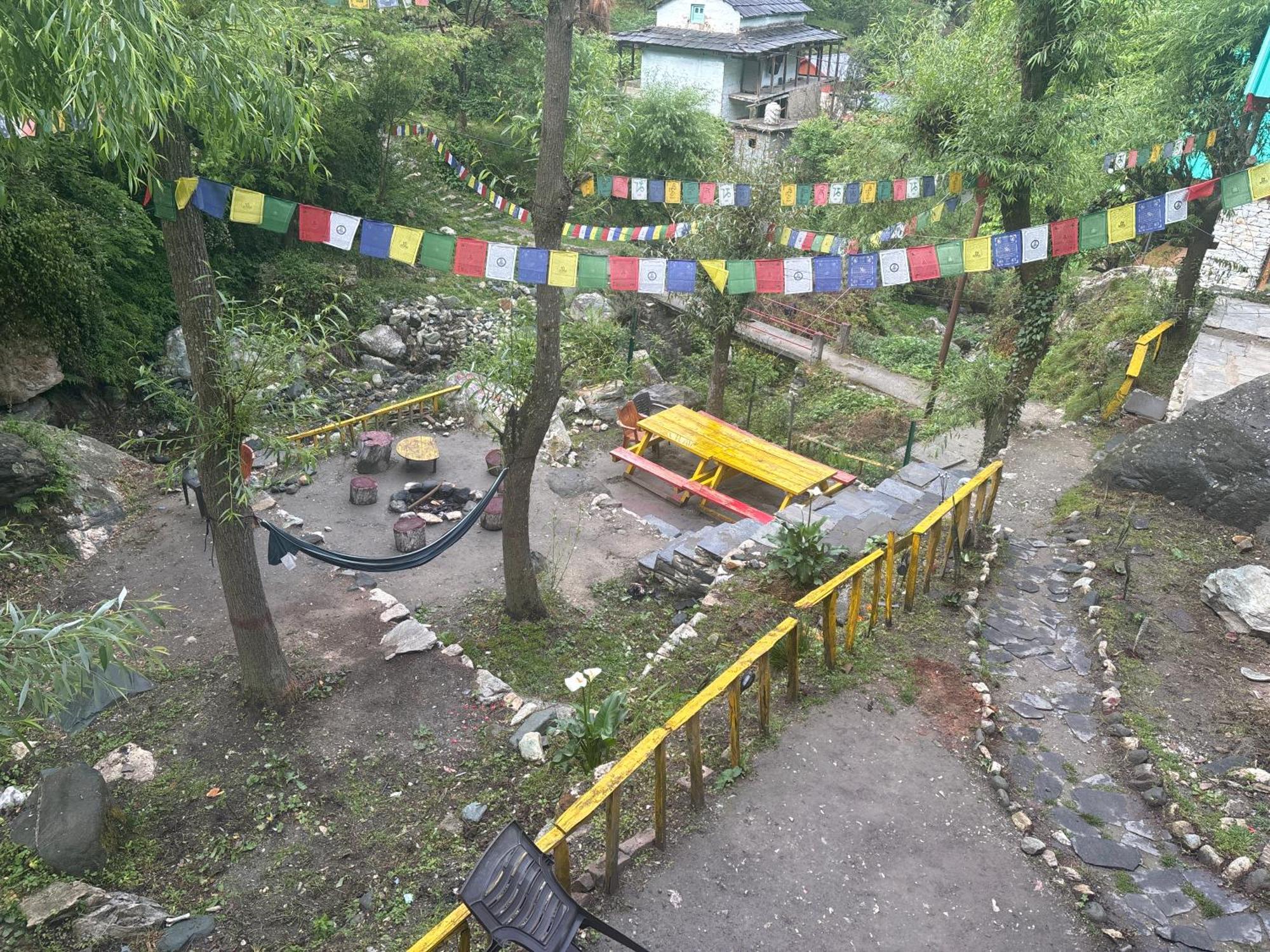 The Cozy Cabin, Jibhi Banjar ภายนอก รูปภาพ